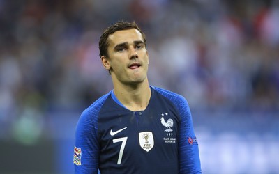 爱游戏体育焦点-C罗标志性庆祝SIUUU响彻全场